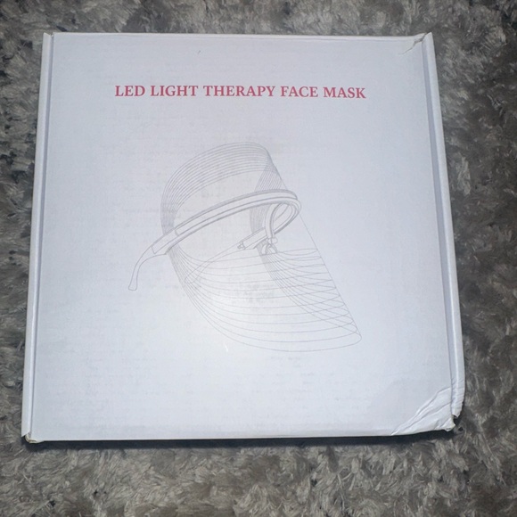 LED Light Therapy Face Mask